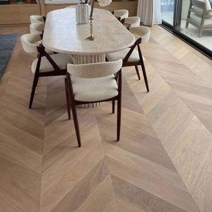 LISTELLO PARQUET PREFINITO IN ROVERE EUROPEO PER POSA A SPINA FRANCESE 45°